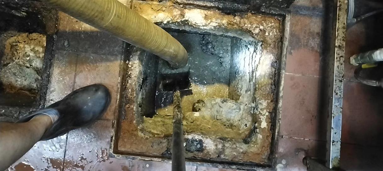 海淀污水池清理一般都有毒气，怎么预防中毒呢？