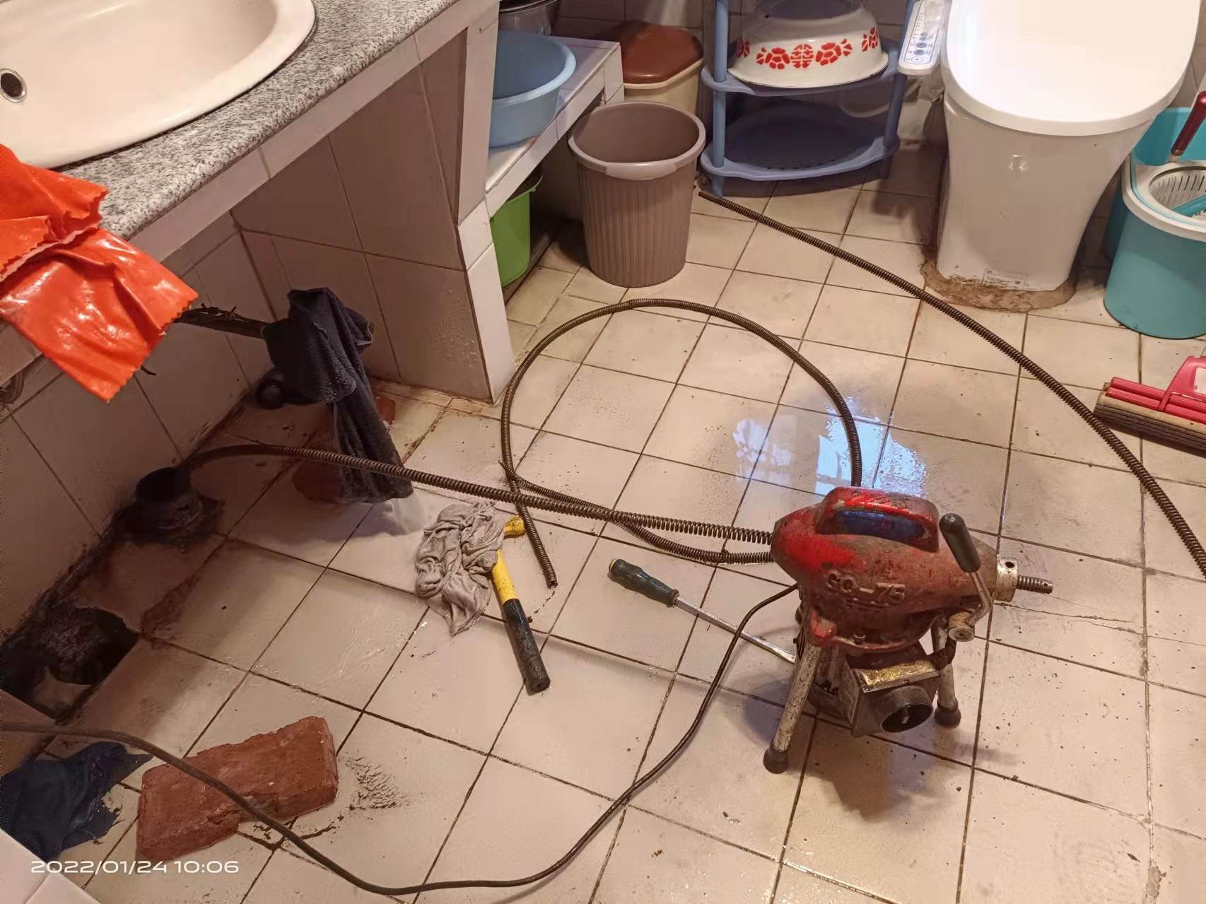 海淀疏通厨房下水道，地漏疏通